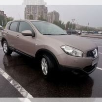 Nissan Qashqai 2.0 CVT, 2010, 287 000 км, с пробегом, цена 900 000 руб.