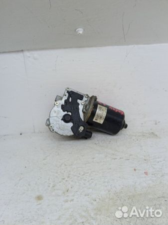 Моторчик стеклоочистителя передний