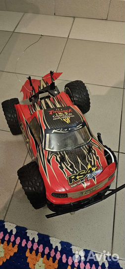 Машина на радиоуправлении на запчасти