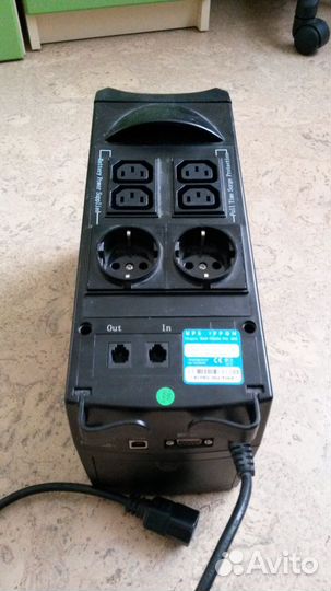 Блок бесперебойного питания