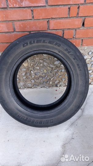 Bridgestone Dueler H/T 687 225/65 R17