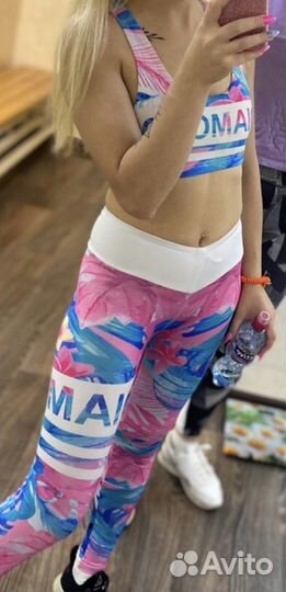 Костюм для спорта женский