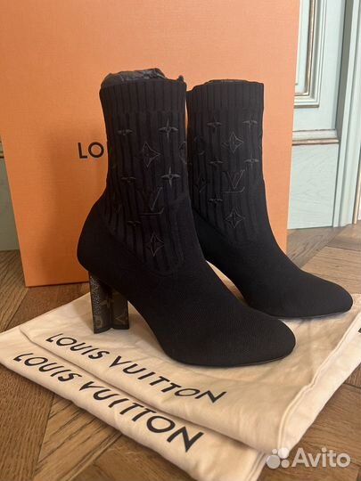 Сапоги женские