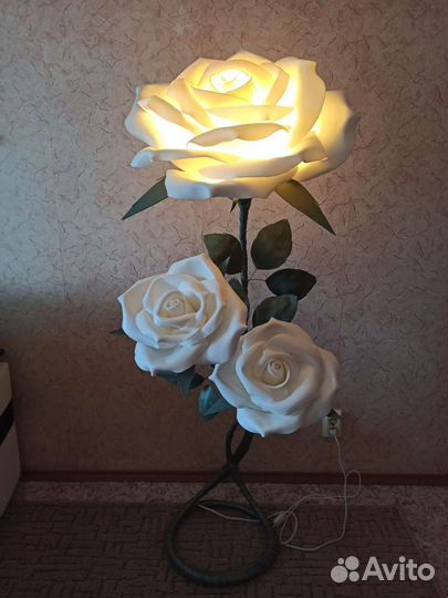 Ростовые цветы из изолона