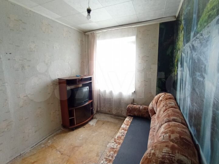 Комната 8 м² в 3-к., 3/5 эт.