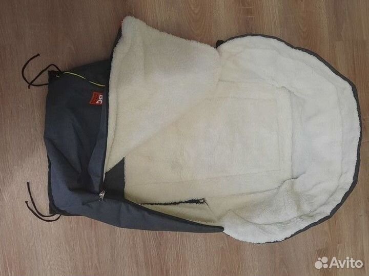 Вкладыш для коляски или саней