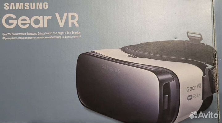 Очки для смартфона Samsung Gear VR (SM-R322)