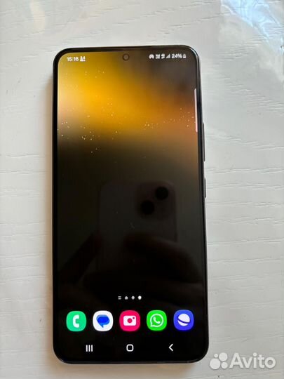 Samsung Galaxy S22, 8/128 ГБ