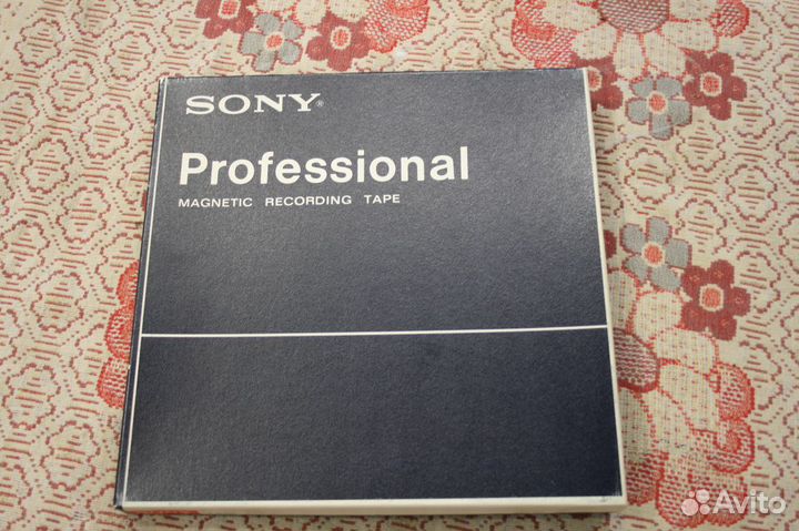 Коллекционная катушка sony c коробкой