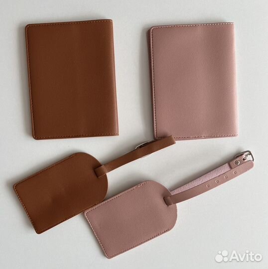 Обложка на паспорт и багажная бирка