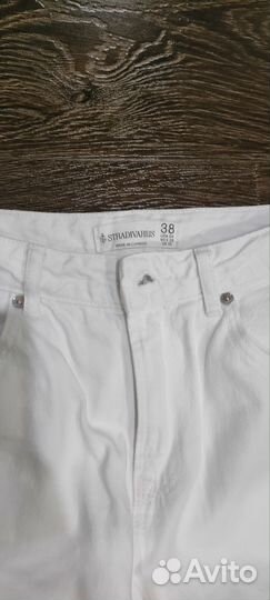 Джинсы stradivarius eur 38