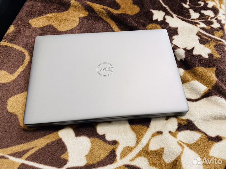 Ноутбук Dell Core i7 (2022)