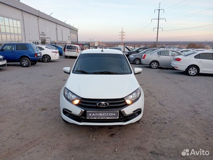 LADA Granta 1.6 МТ, 2021, 35 100 км