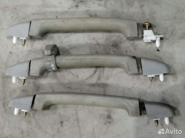 Ручка внутренняя потолочная для Kia RIO 2000-2005