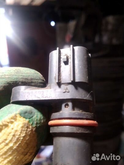 Датчик положения коленвала honda fit jazz L13a