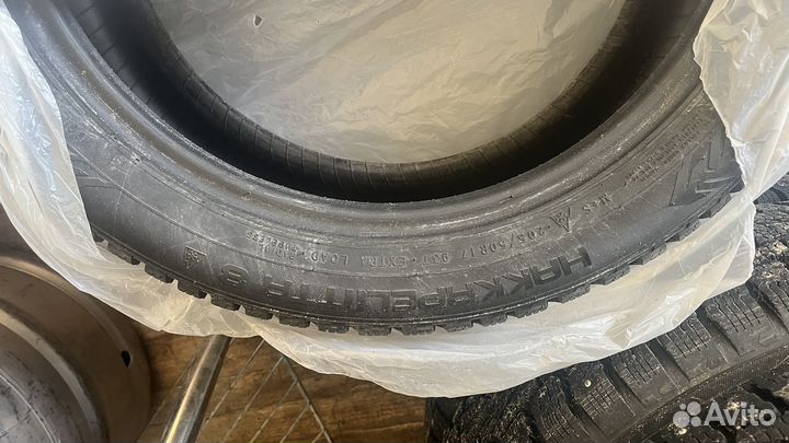 Nokian Tyres Hakkapeliitta 8 205/50 R17