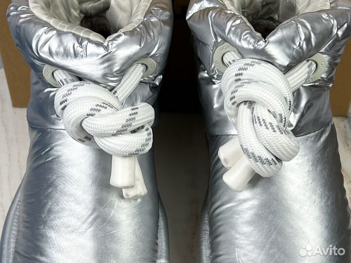 Дутики угги UGG Maxi Short Metallic Silver