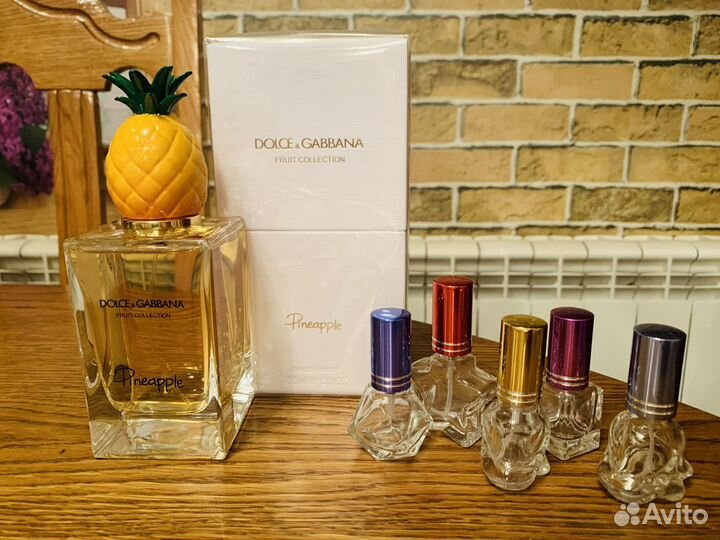 Dolce gabbana fruit collection pineapple