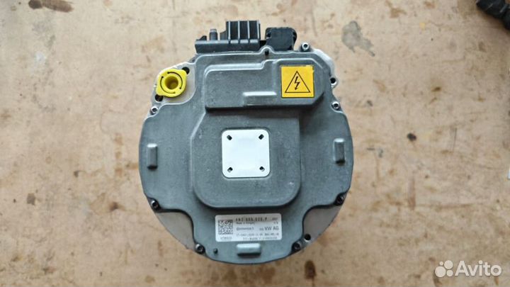 Стартер-генератор Audi A6/A7/A8/Q7/Q8 4N0903028P