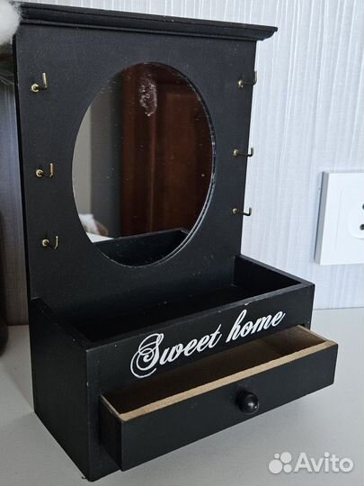 Шкатулка для украшений с зеркалом