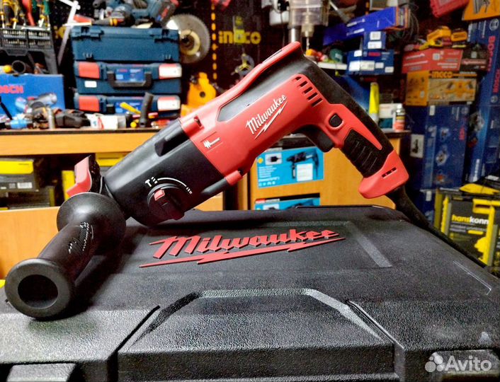 Перфоратор Milwaukee