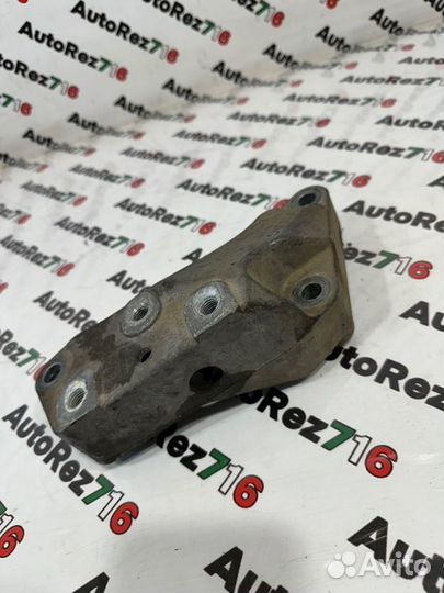 Кронштейн кпп Volkswagen Passat CC дорестайлинг