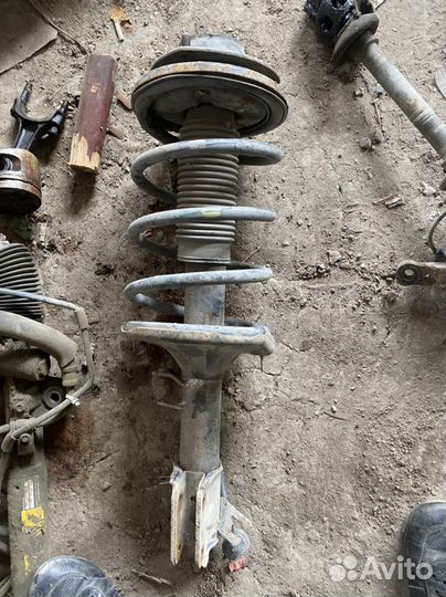 Передние стойки амортизаторы hyundai santa fe