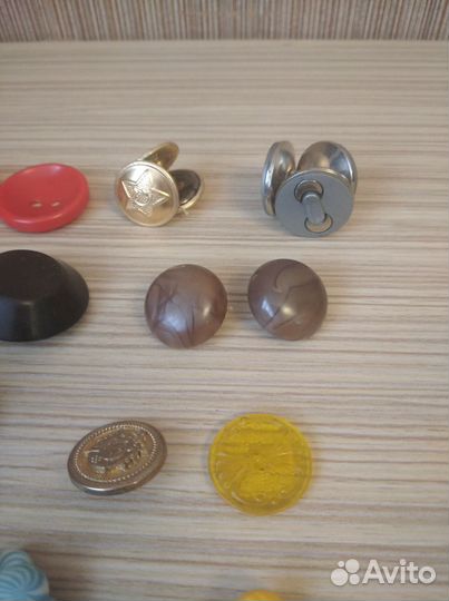 Пуговицы