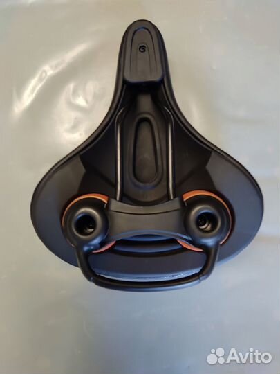 Седло для велосипеда мягкое, широкое