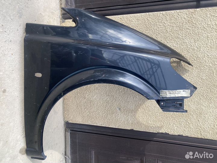 Крыло переднее правое Mercedes Vito Viano 2003-14