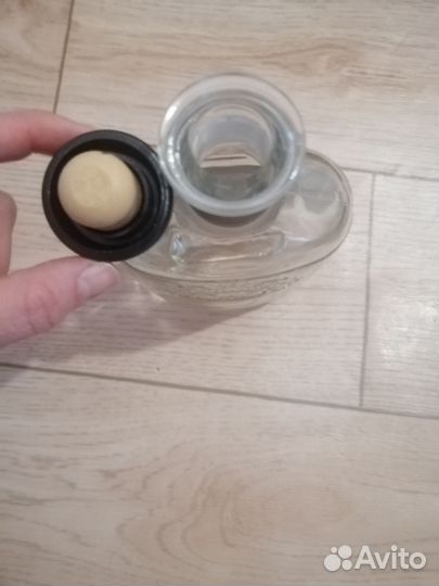 Бутылки из-под коньяка