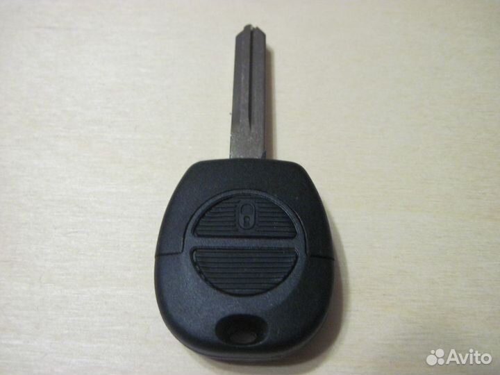 Nissan Micra, Almera, Primera чип ключ 2 кнопки