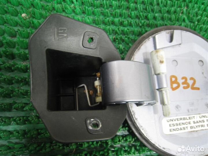 Лючок топливного бака Opel astra H 2009