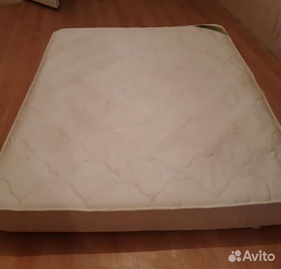Матрас 160х200 бу