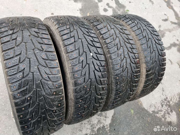 Hankook Winter I'Pike RS W419 215/65 R16