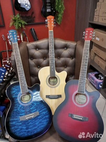 Акустическая гитара