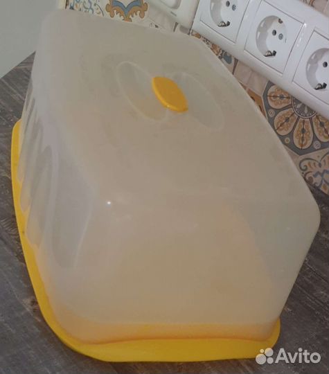 Хлебница пластмассовая