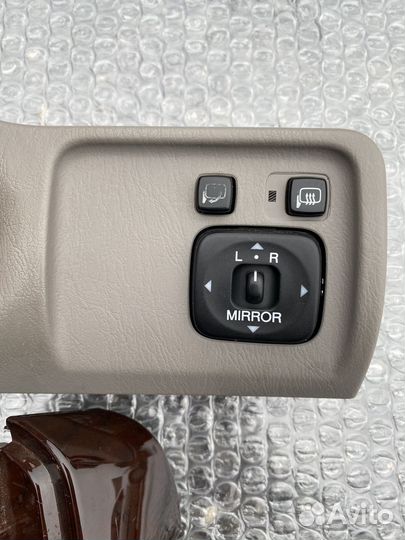 Панель замка зажигания Toyota Crown S170