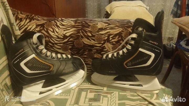 Хоккейные коньки nordway