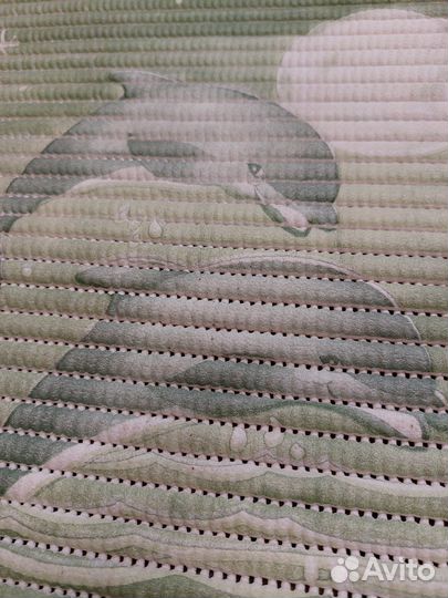 Коврик для ванной, бассейна