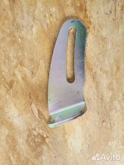 Верхнее Крепление Генератора Ваз Нива 214