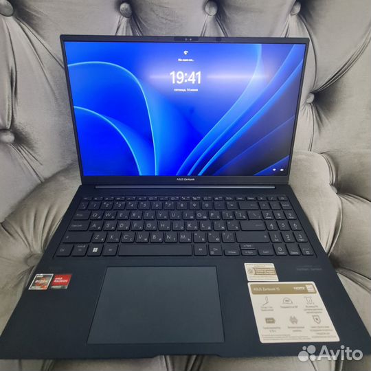 Ноутбук asus Zenbook 15