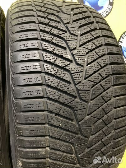 Yokohama W.Drive V905 295/40 R21 111W