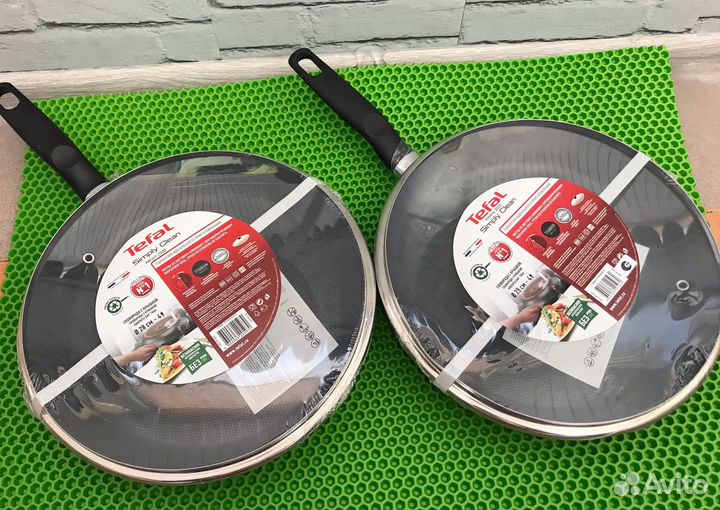 Сковорода с крышкой 28см Tefal