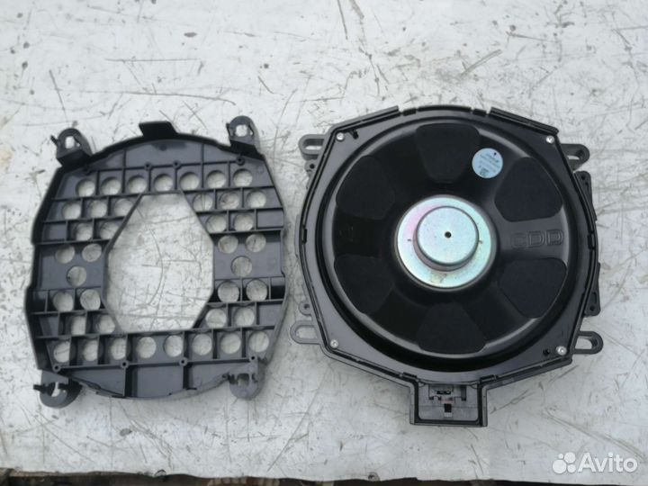 Сабвуфер под сиденье BMW X5 F15