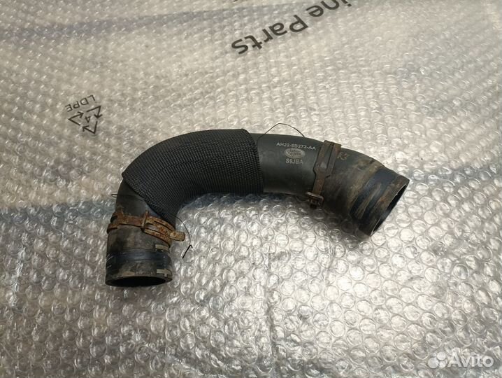 Патрубок радиатора охлаждения Discovery 4