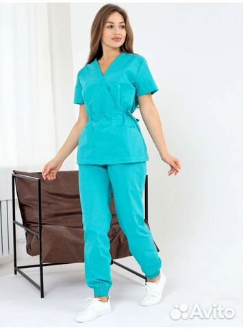 Медицинский костюм женский 44