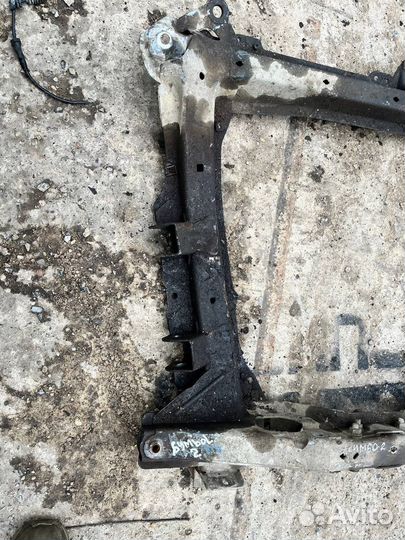 Подрамник Symbol 2 new 2008-2012 Симбол 2 балка