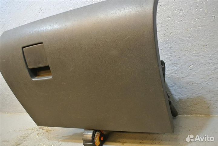 Бардачок Opel Astra H / Family 2004