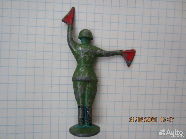 Солдатик сигнальщик регулировщик с флажками СССР